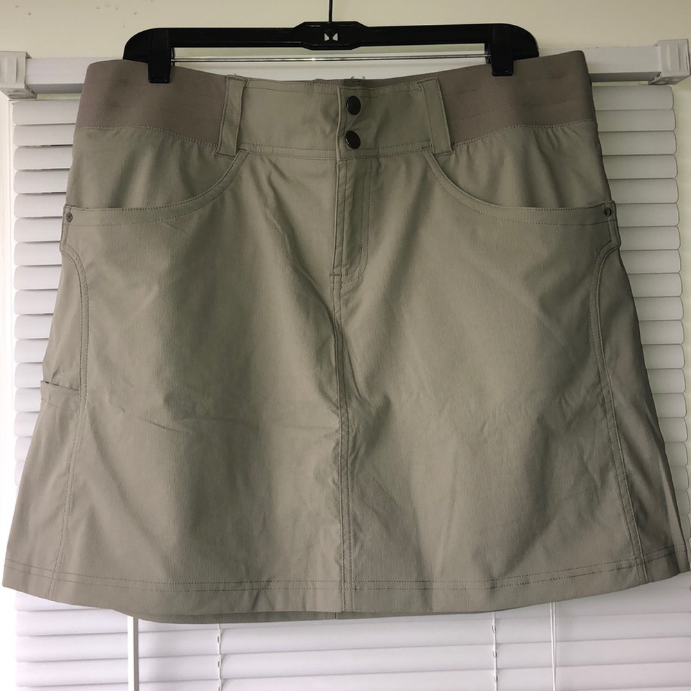 NEW! Title nine Clamber Skort